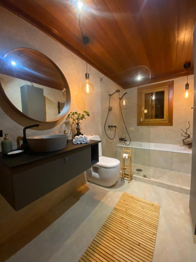 Wooden Twin Room Minde Екстериор снимка
